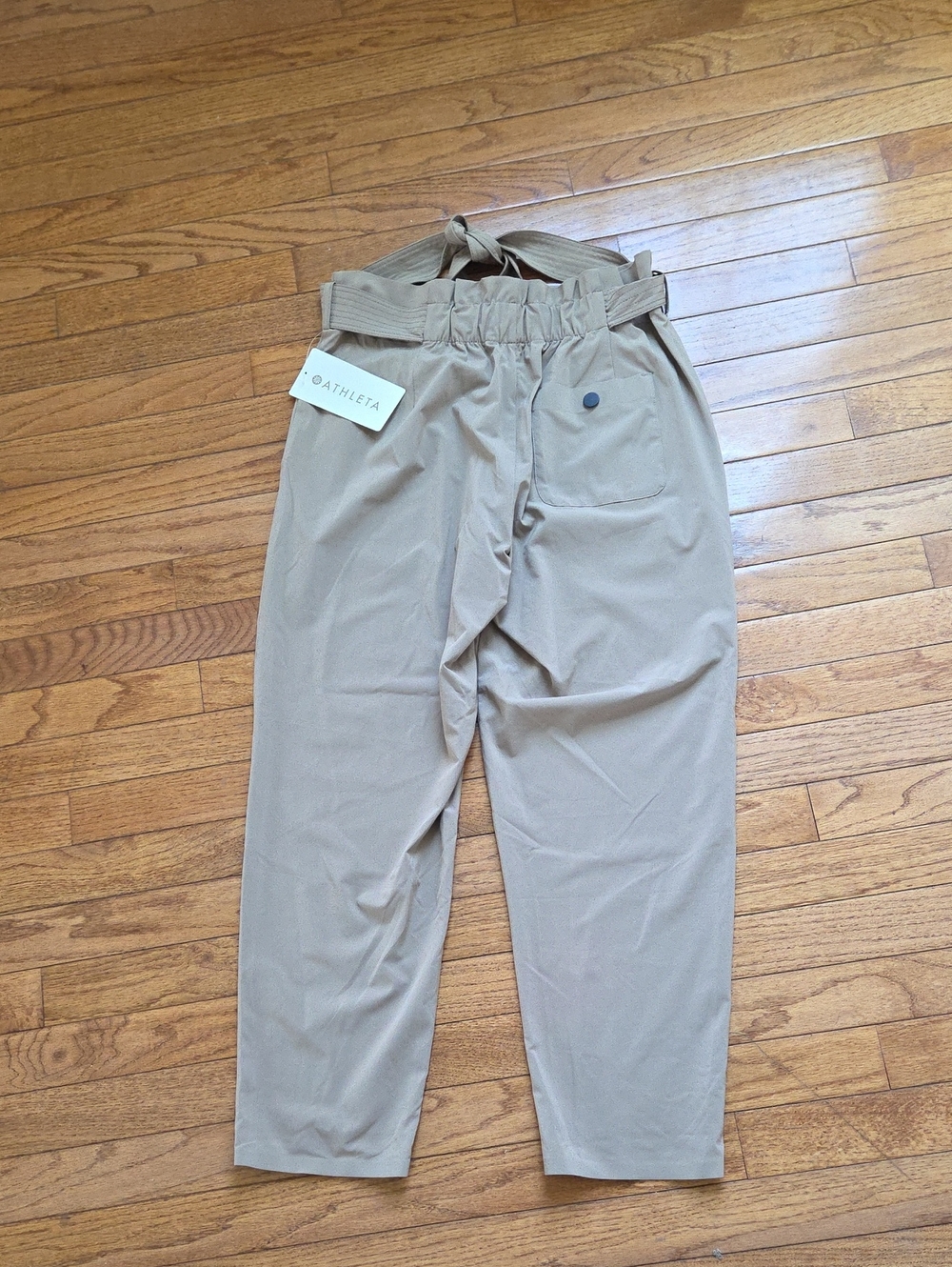 NWT Athleta Skyline Pant II size 6P in Tan - Picture 3 of 7